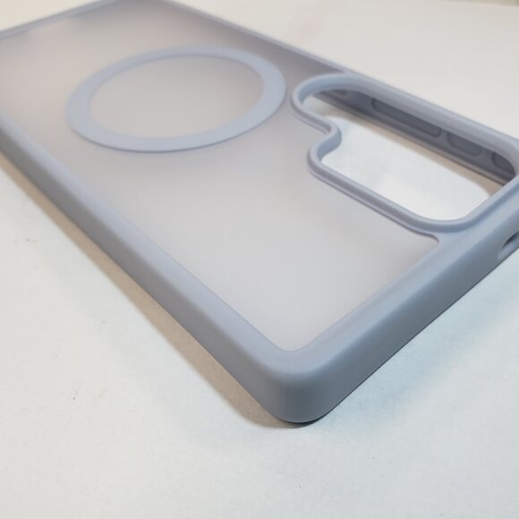 Torras Magnetic Samsung Galaxy S25 Ultra Case, MagSafe, Shockproof. Gray - Picture 8 of 10